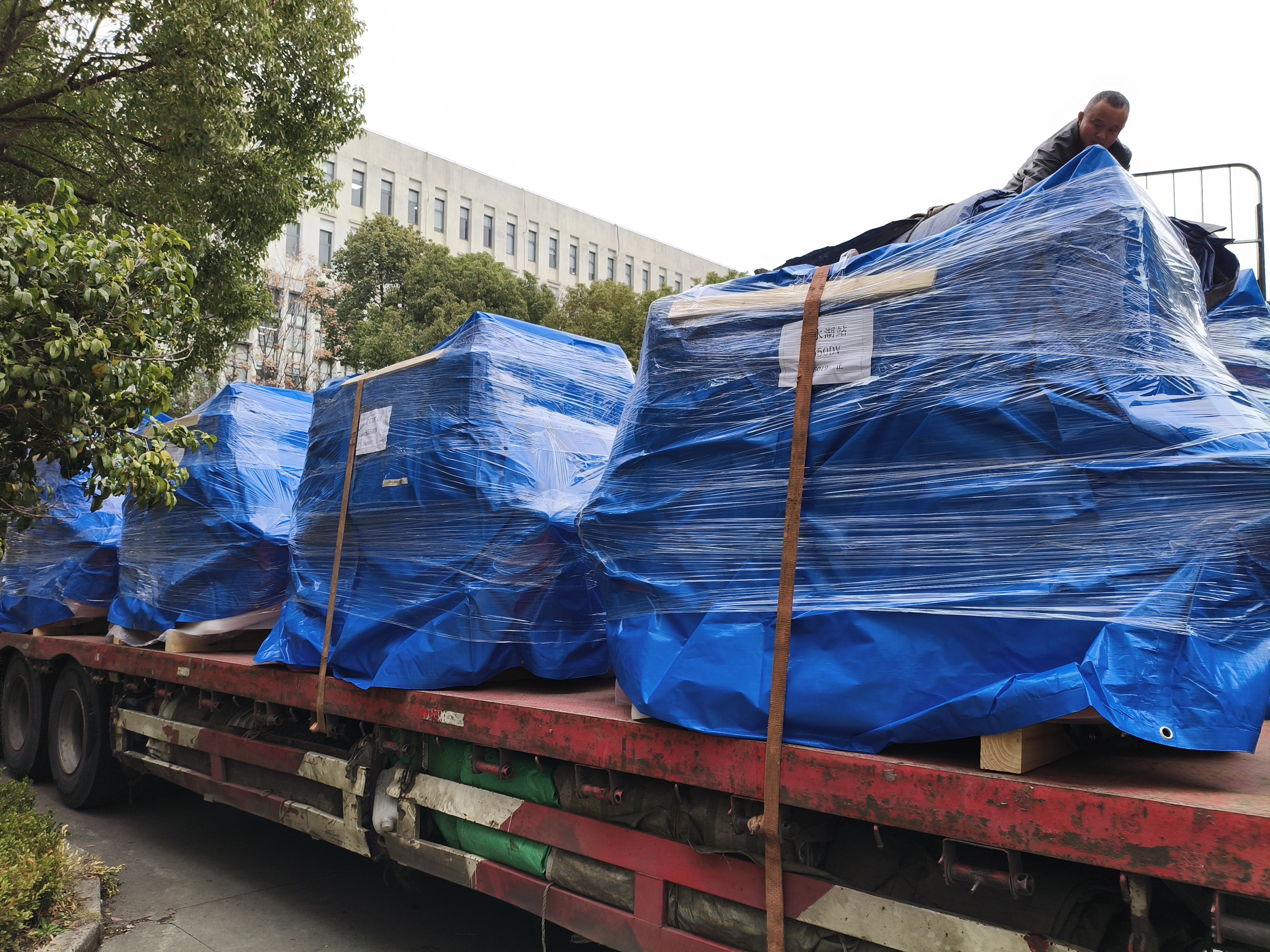 Proje Teslimatı: Wuhan Metro İstasyonlarında Çok Sayıda 6550DV Arsa