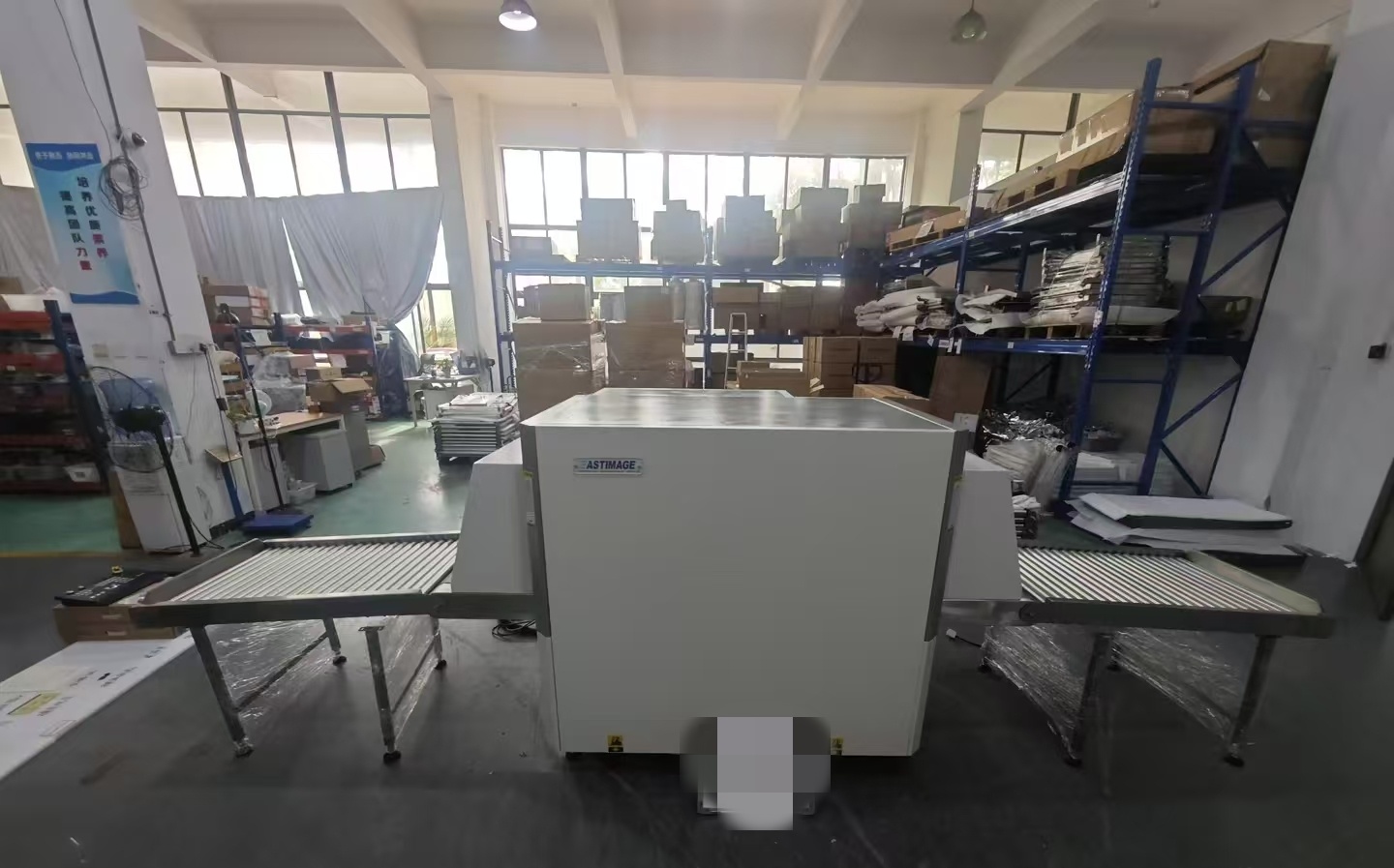 Haber Raporu: Ruanda'ya Sevkiyat | EI-6040DV Çift Görünümlü X-Ray Güvenlik Kontrol Ekipmanı